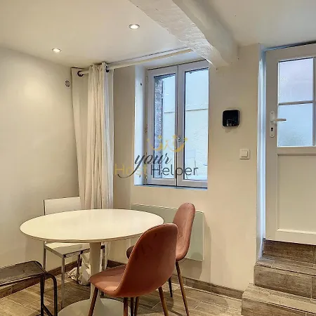 La Marine Yourhosthelper * Trouville-sur-Mer